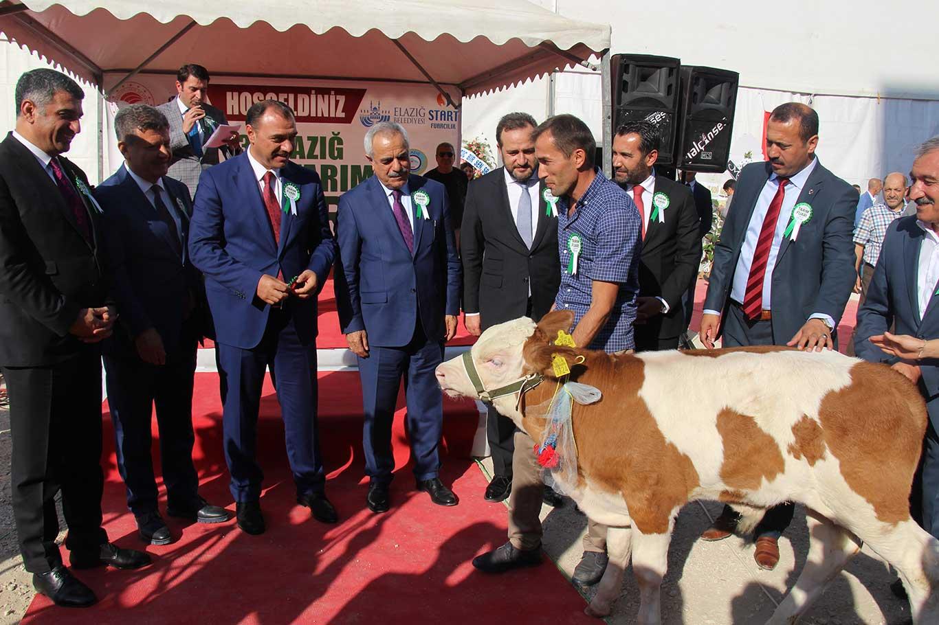 Elazığ'da 3'üncü Gıda Tarım ve Hayvancılık Fuarı açıldı